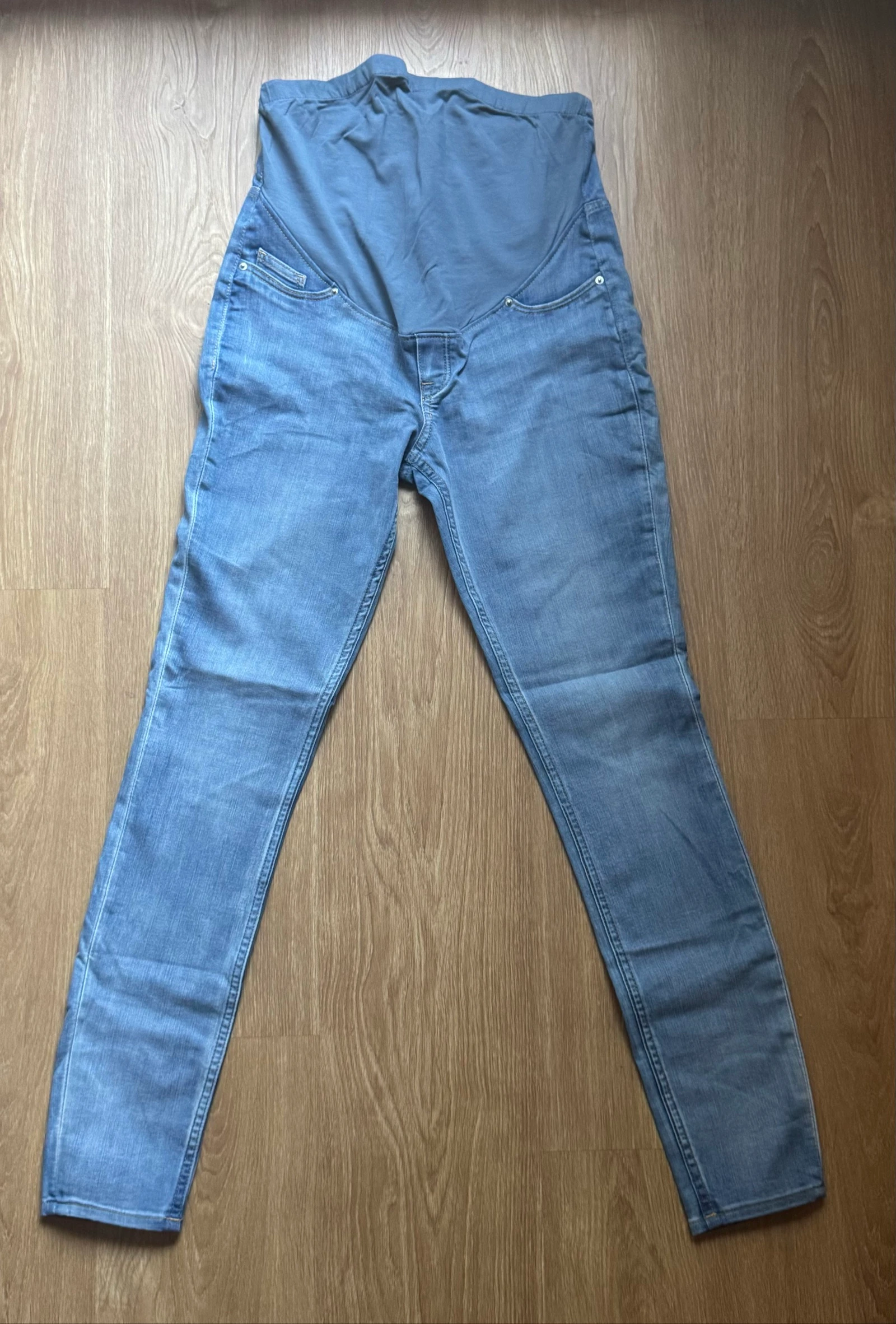 Calças jeans pré-mamá | H&M Mama | Tamanho M – photo 5